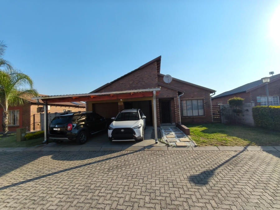 3 Bedroom Property for Sale in Waterval East North West
